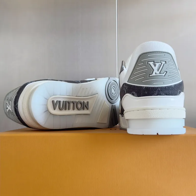 Louis Vuitton Shoe 